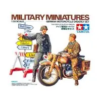Tamiya 35241 Német motoros futár katonai rendésszel 1/35 Kedvezményes ár