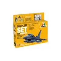 Azonnal elérhető Italeri 72009 F-16 C/D Night Falcon makett szett