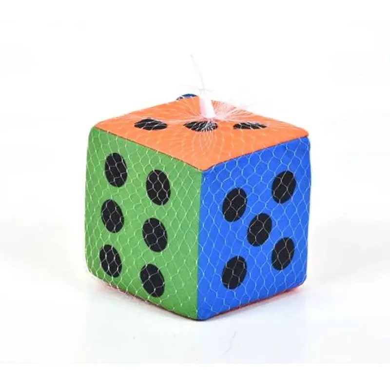 Outlet Puha színes dobókocka csörgővel 13cm