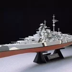 Kihagyhatatlan ajánlat Tamiya German Battleship Bismarck csatahajó makett
