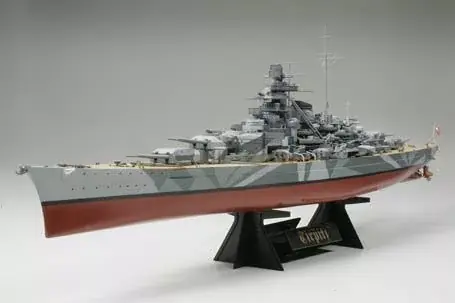 Tamiya German Tirpitz Battleship csatahajó makett Outlet