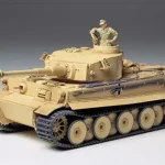 Végkiárusítás Tamiya WWII Tiger I Init./Frühe Produktion harcjármű makett