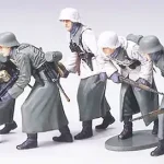 Tamiya German Assault Infantry - Winter Gear katonai figura készlet Biztonságos fizetés
