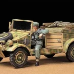 Tamiya German Kubelwagen Type 82 katonai jármű makett Újdonság