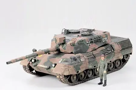 Tamiya West German Leopard A4 harcjármű makett Vedd meg online