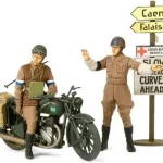 Legkelendőbb Tamiya British BSA M20 Motorcycle - w/Military Police Set katonai jármű makett