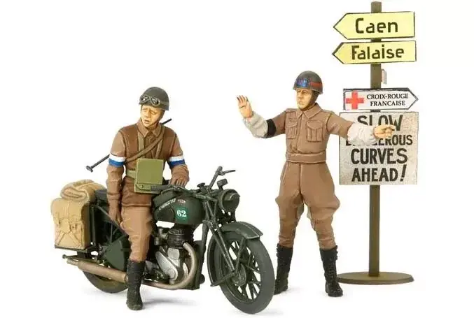 Legkelendőbb Tamiya British BSA M20 Motorcycle - w/Military Police Set katonai jármű makett