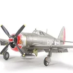 Tamiya Republic P-47D Thunderbolt - Razorback repülőgép makett Outlet