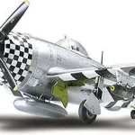 Vásárlói kedvenc Tamiya P-47D Thunderbolt Bubbletop repülőgép makett