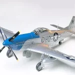 Népszerű Tamiya MUSTANG P-51D repülőgép makett