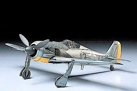 Szuper akció Tamiya FW190 A-3 Focke-Wulf repülőgép makett