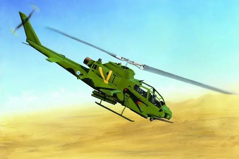 Hobby Boss AH-1S Cobra Attack Helicopter makett Szezonális akció