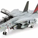 Népszerű Tamiya F-14A Tomcat Black Knights repülőgép makett