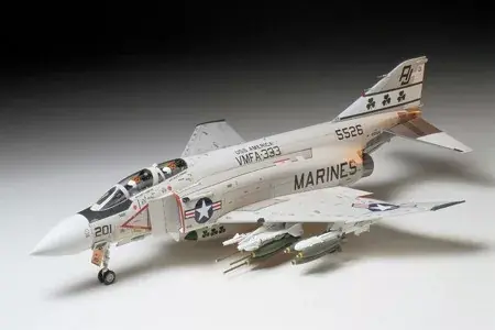 Expressz szállítás Tamiya McDonnell F-4 J Phantom II repülőgép makett