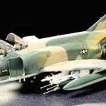 Ne maradj le Tamiya McDonnell F-4 C/D Phantom II repülőgép makett