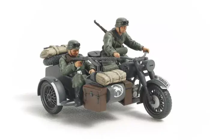 Tamiya German Motorcycle/Sidecar katonai jármű makett Gyors szállítás