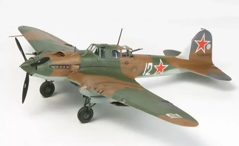 Szezonális akció Tamiya Ilyshin IL-2 Shturmovik repülőgép makett