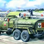 ICM ZIL-157 Soviet fuel truck makett Legkelendőbb
