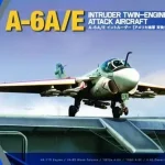 Kedvezmény Kinetic A-6A/E Intruder Twin Engine Attack makett
