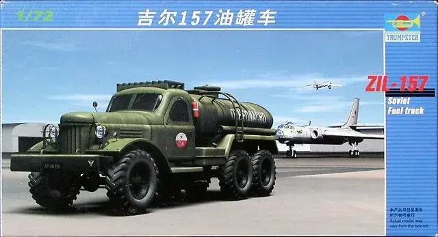 Trumpeter Russischer Tank-LKW ZIL-157 katonai teherautó / vontató makett Azonnali szállítás