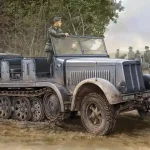 Utolsó esély Trumpeter Sd.Kfz. 7 Mittlerer Zugkraftwagen 8t katonai teherautó / vontató makett