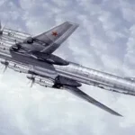 Akció Trumpeter Tupolev Tu-142 MR Bear-J bombázó / különleges feladatú repülőgép makett