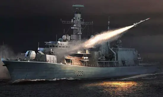 Trumpeter HMS TYPE 23 Frigate - Monmouth (F235) hajó makett Csak ma