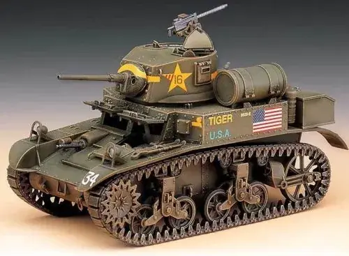Kihagyhatatlan ajánlat Academy U.S. M3 Stuart w/interior makett