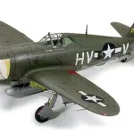 Vedd meg online Tamiya Thunderbolt Razorback repülőgép makett