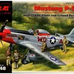 Gyors kiszállítás ICM P-51D Mustang USSAF with USAAF Pilots and Ground Personnel makett
