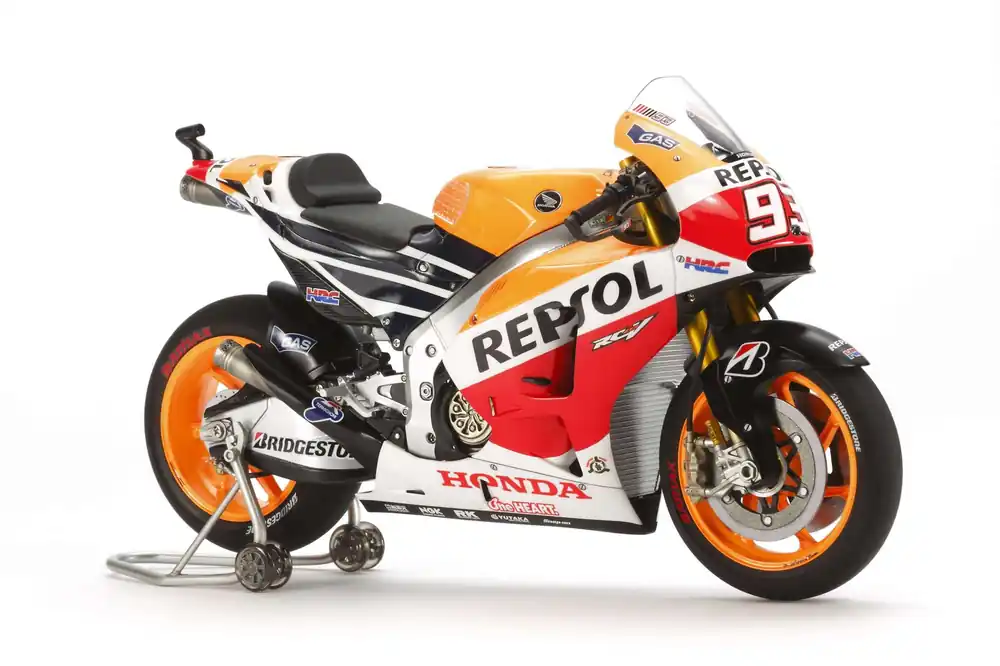 Prémium Tamiya Repsol Honda RC213V 14 1 12 makett motor (300014130)