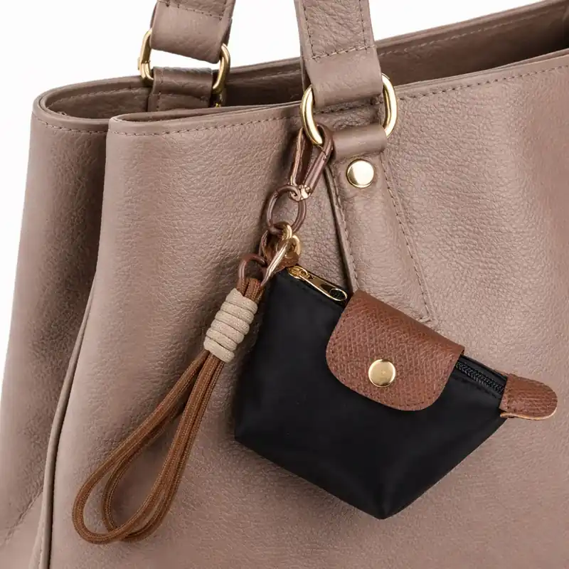 Vásárlói kedvenc Fekete Táska Charm Kulcstartó 20cm