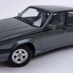 Szuper ajánlat Alfa Romeo 75 modellautó Újra elérhető