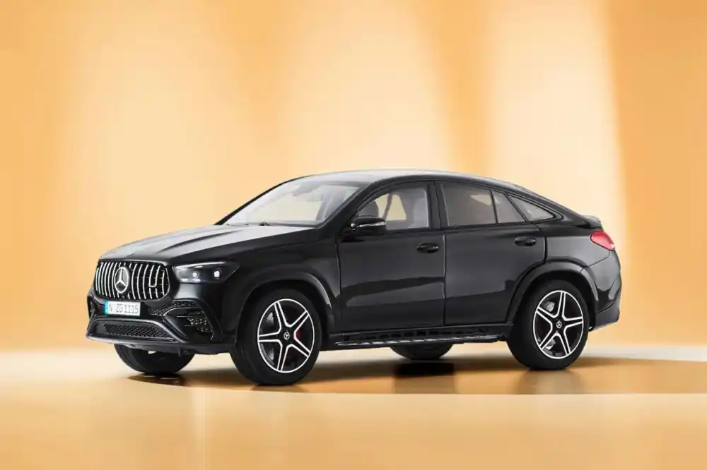 Gyors szállítás Mercedes-AMG GLE 53 Coupé 2026 modellautó - Obsidian black