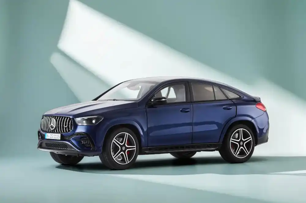 Mercedes-AMG GLE 53 Coupé 2026 modellautó - Mystic blue Gyors szállítás