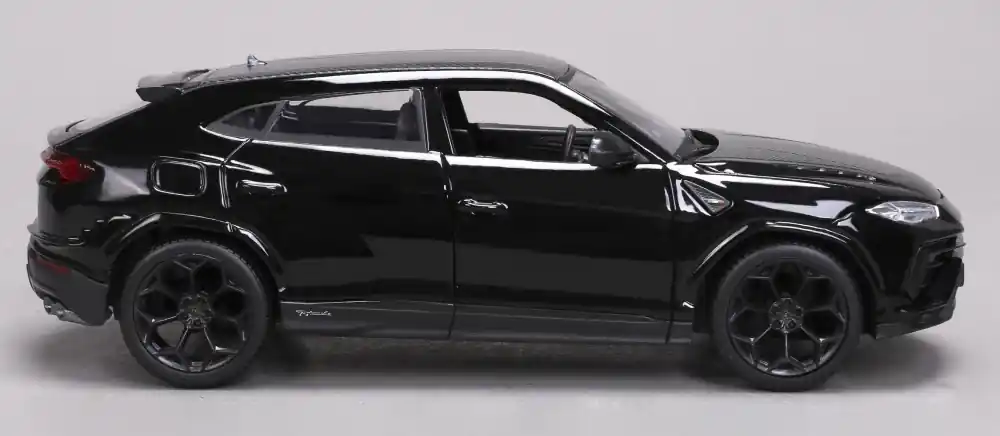 Népszerű Lamborghini Urus Performante 2023