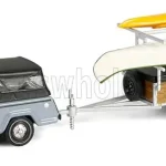 Expressz szállítás Jeep Jeepster Commando SC-1 kenu és kajakszállítóval 1968