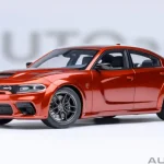 Vedd meg online Dodge Charger Hellcat Redeye Jailbreak 2023 Sinamon stick