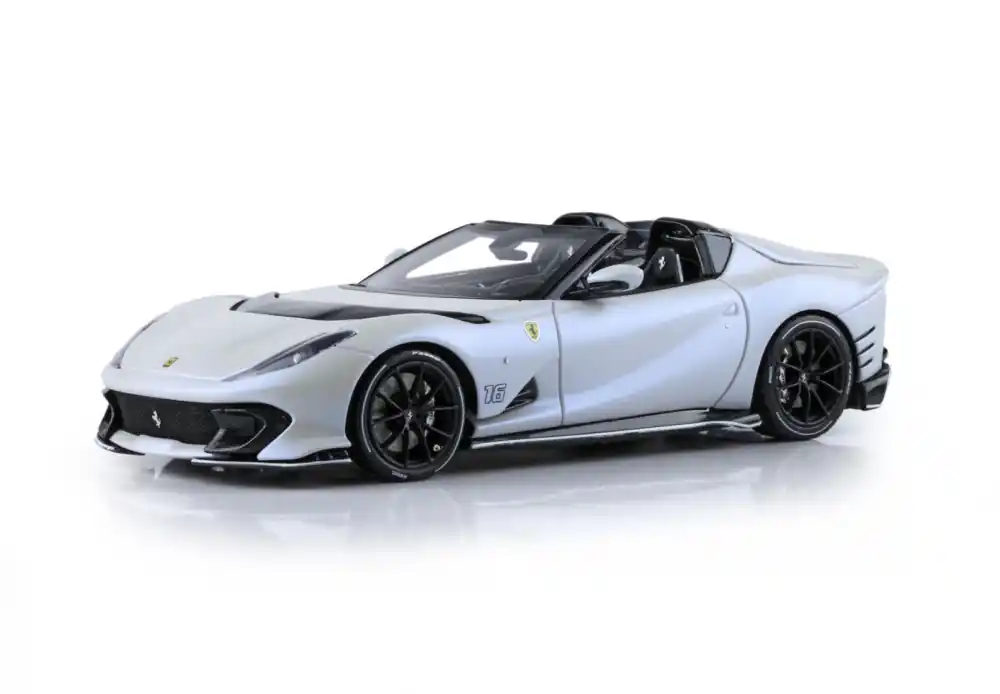 Ferrari 812 Competizione A Spider Charles Leclerc autója 2022 Bianco Onda Marina Limitált Olcsó
