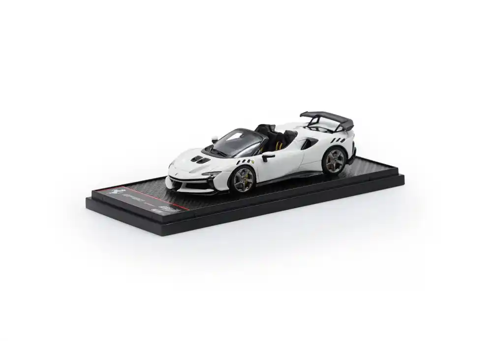 Outlet Ferrari SF90 XX Spider 2024 Bianco Cervino Limitált