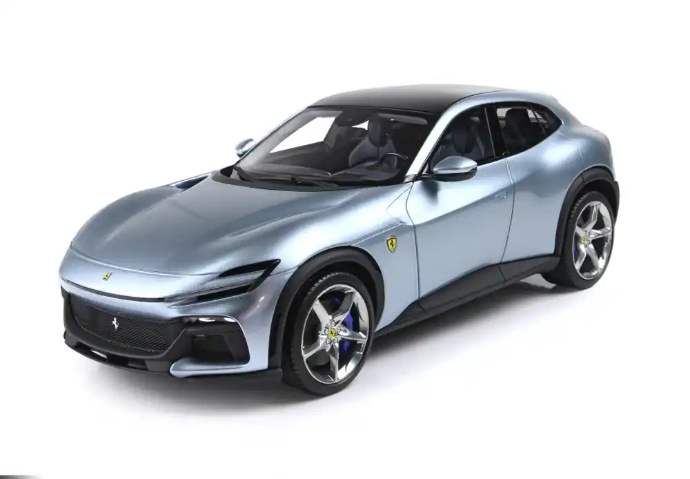 Korlátozott ajánlat Ferrari Purosangue Grigio Alloy (vitrinnel) Limitált