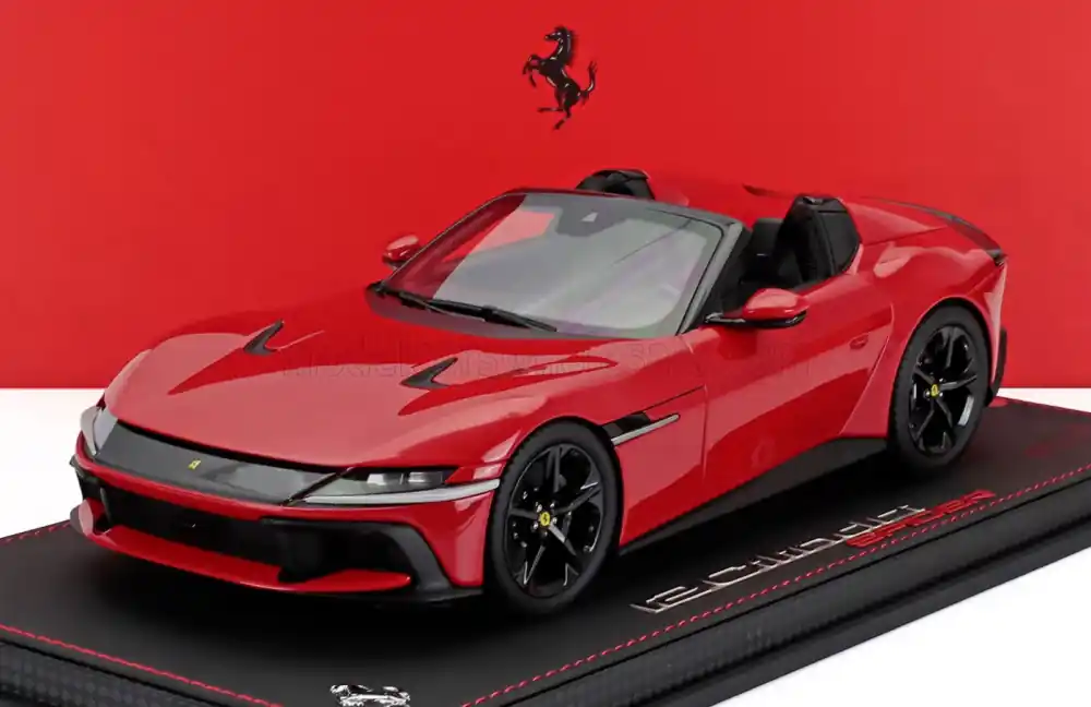 Expressz kézbesítés Ferrari 12Cilindri Spider 2024 Rosso Corsa (vitrinnel) Limitált
