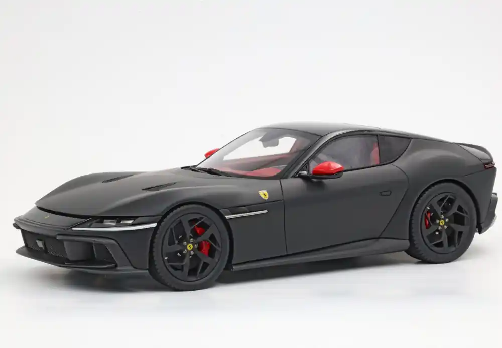 Ferrari 12Cilindri 2024 Nero Opaco (vitrinnel) Limitált Akció