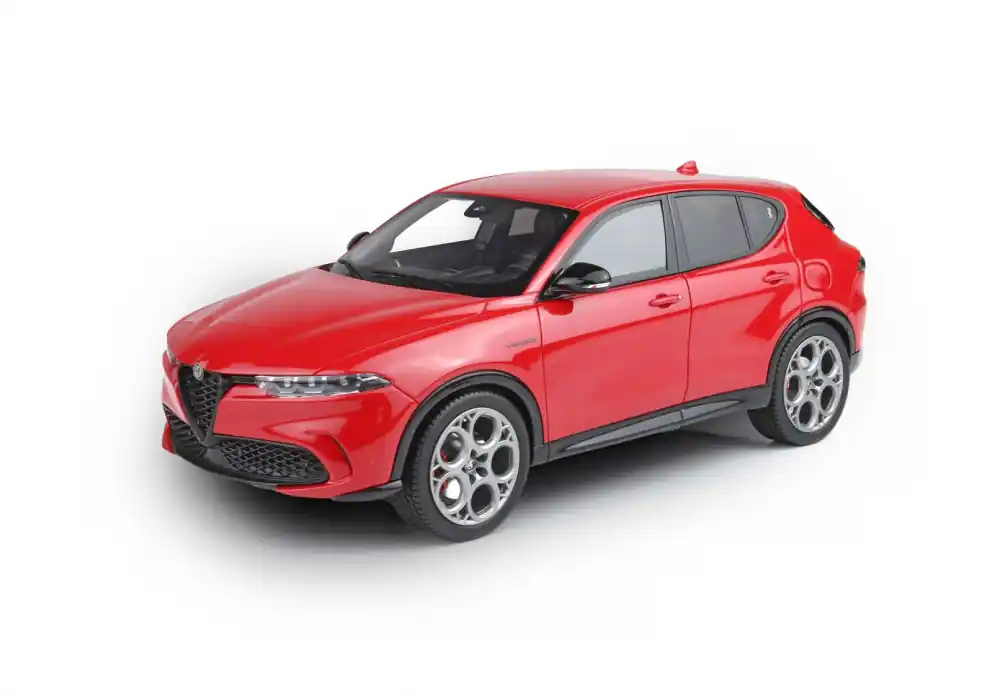 Alfa Romeo Tonale Tributo Plug in Hybrid Red Alfa (vitrinnel) Limitált Különleges ajánlat