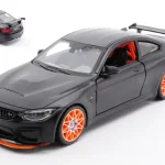 BMW M4 GTS Coupé modellautó Vedd meg online