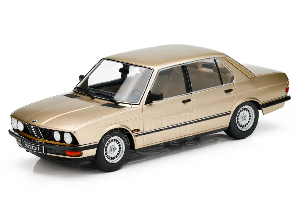 Szezonális akció BMW 520i (E28) 1987 modellautó
