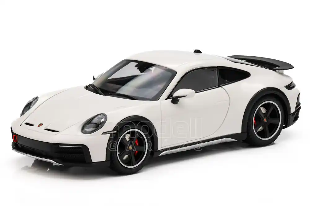 Azonnal elérhető Porsche 911 (992) Dakar 2022 modellautó