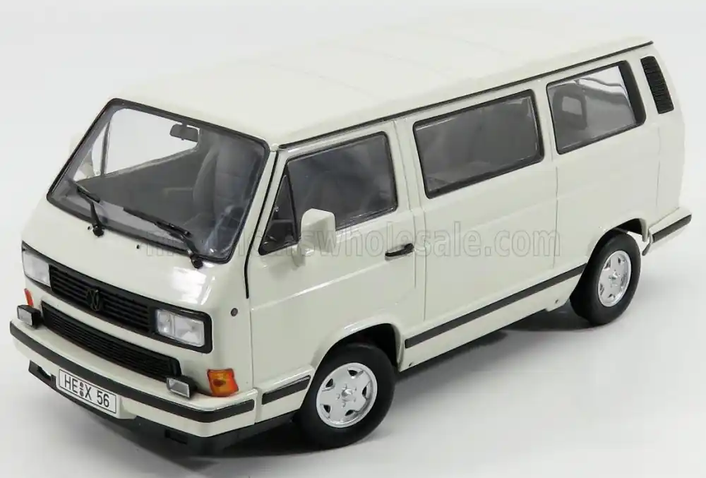 Szezonális akció Volkswagen T3 Multivan 1992 modellautó