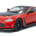 Aston Martin Vantage V12 2023 modellautó Azonnal elérhető