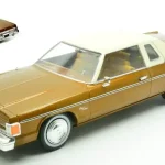 Vásárlói kedvenc Dodge Royal Monaco 1977 modellautó